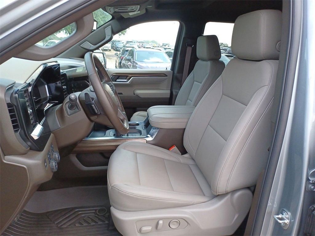 new 2024 Chevrolet Silverado 1500 car, priced at $58,833