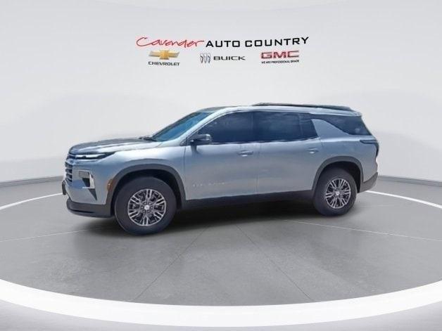new 2026 Chevrolet Traverse car, priced at $43,428
