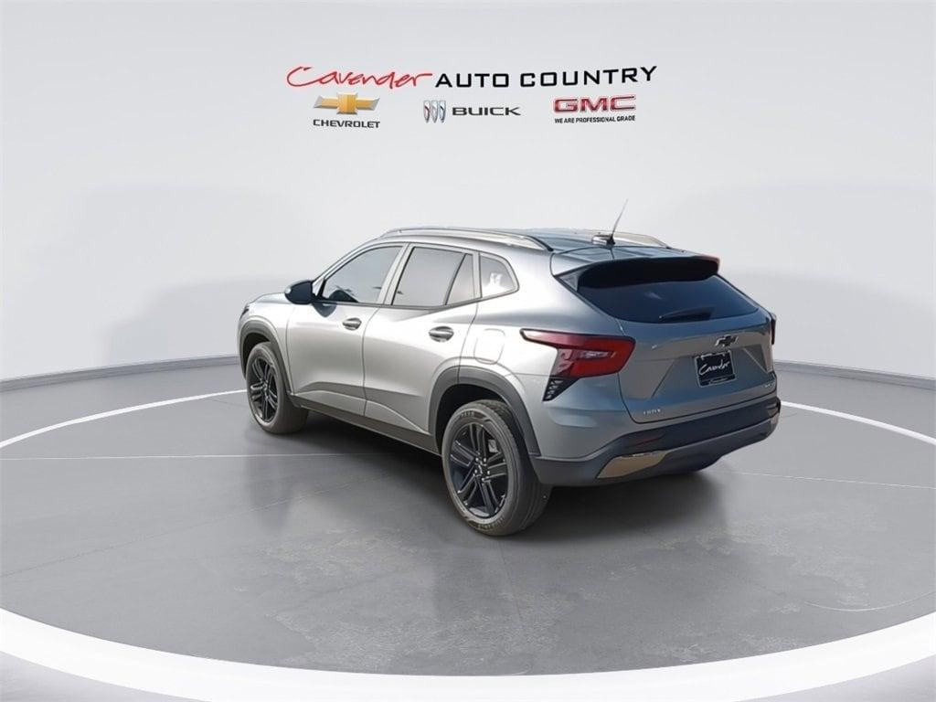 new 2025 Chevrolet Trax car, priced at $27,150