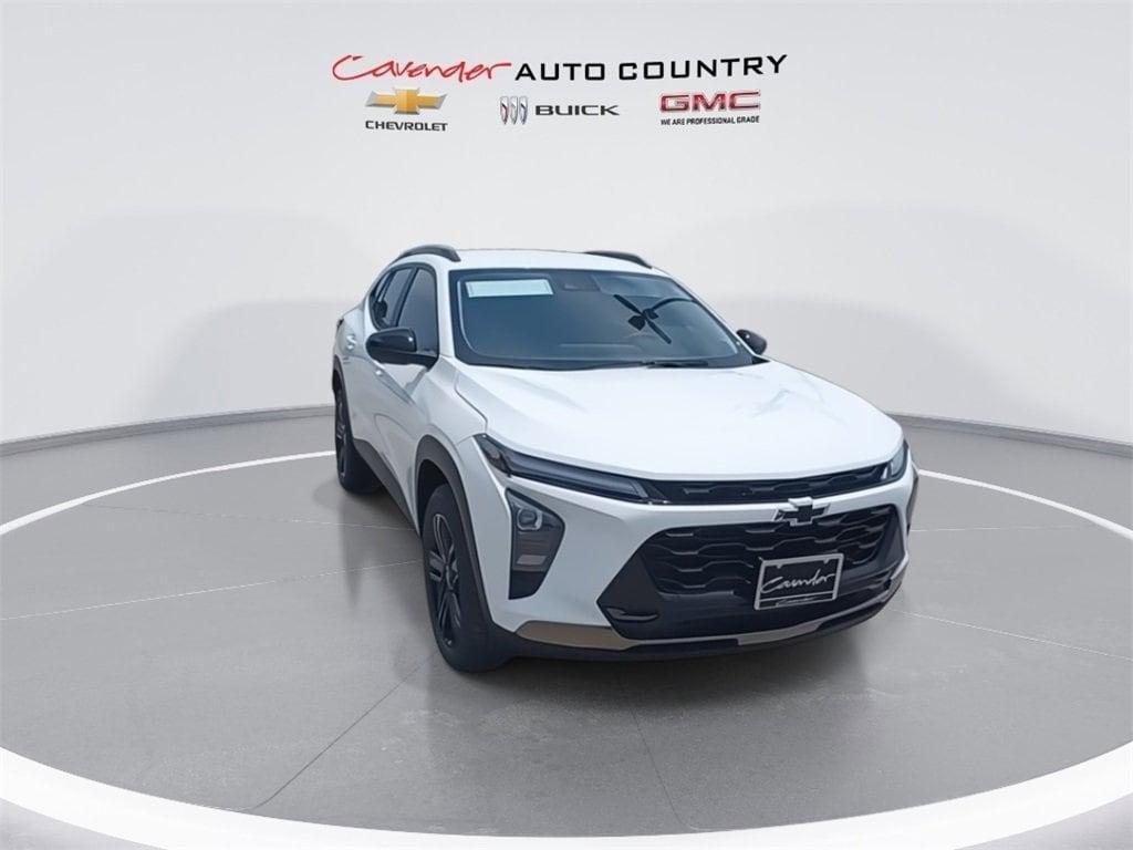 new 2025 Chevrolet Trax car, priced at $26,155