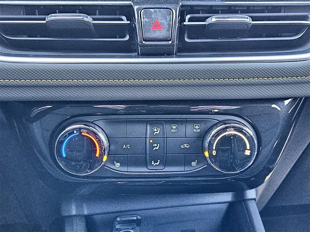 new 2025 Chevrolet TrailBlazer car, priced at $27,566