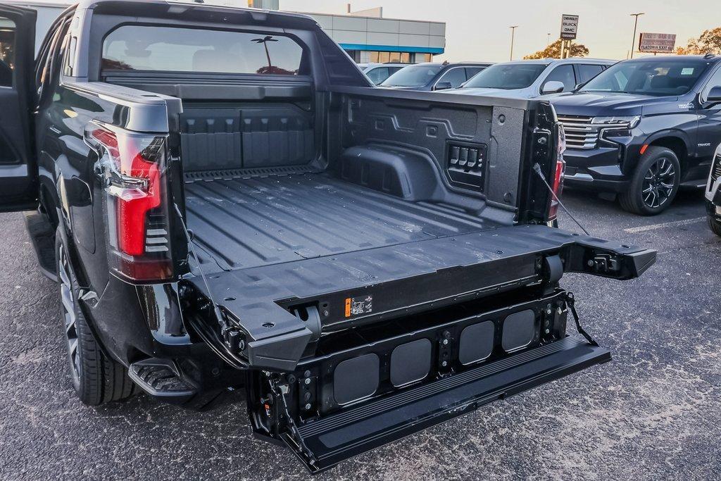 new 2025 Chevrolet Silverado EV car, priced at $89,645