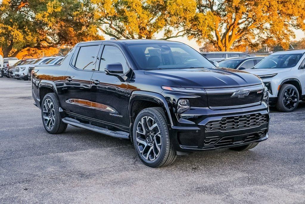 new 2025 Chevrolet Silverado EV car, priced at $89,645