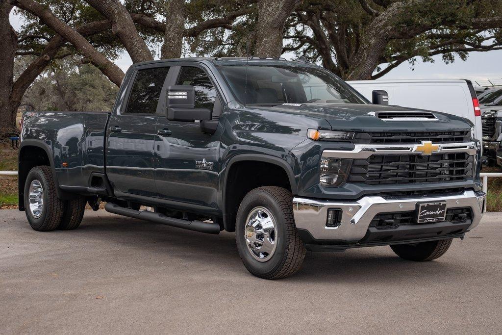 new 2025 Chevrolet Silverado 3500 car, priced at $75,580