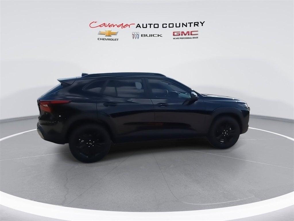 new 2025 Chevrolet Trax car, priced at $26,690