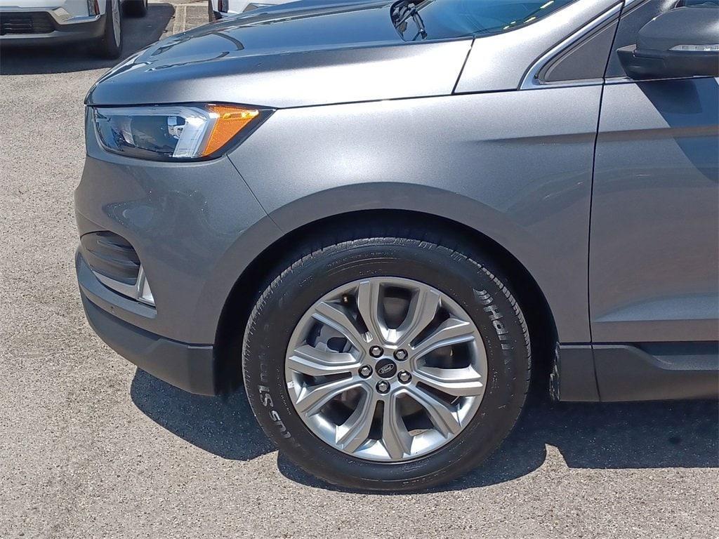 used 2024 Ford Edge car, priced at $30,882