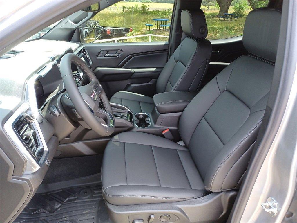 new 2025 GMC Canyon car, priced at $42,332