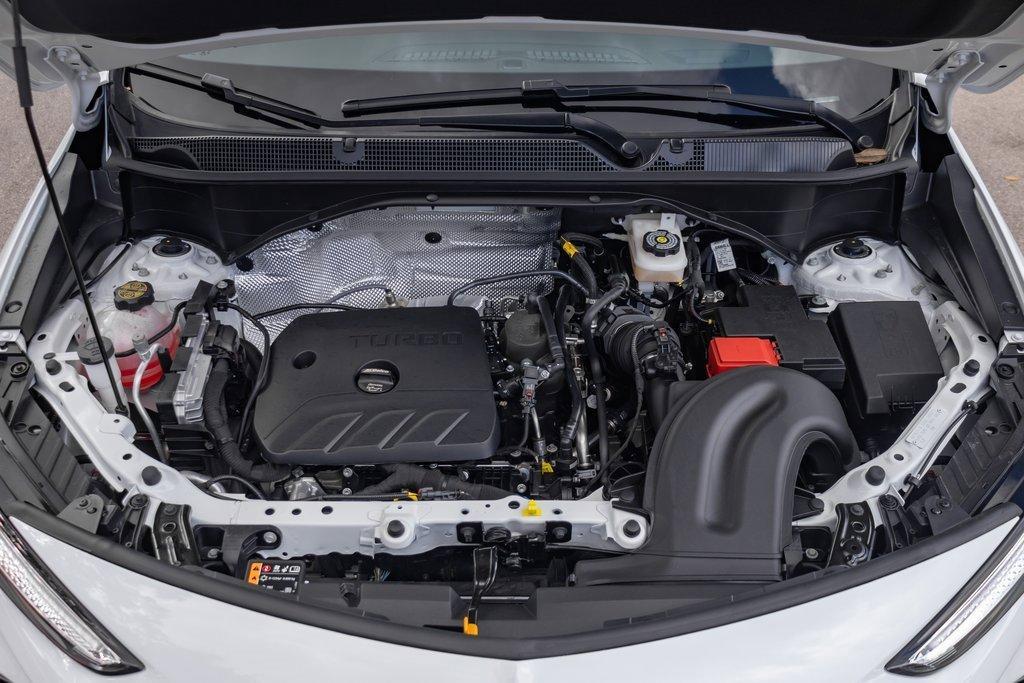 new 2025 Buick Encore GX car, priced at $27,370