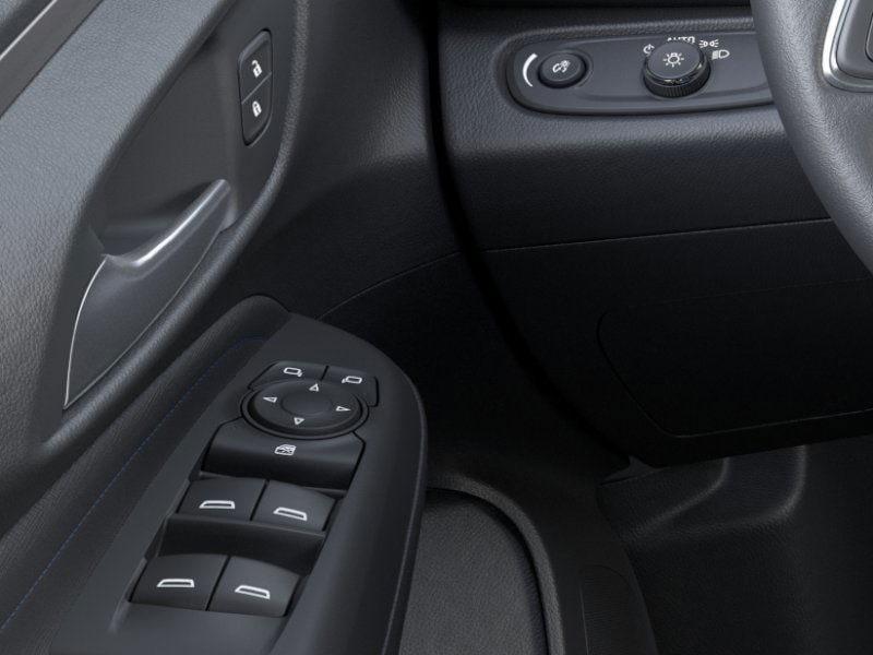 new 2025 Buick Envista car, priced at $26,635