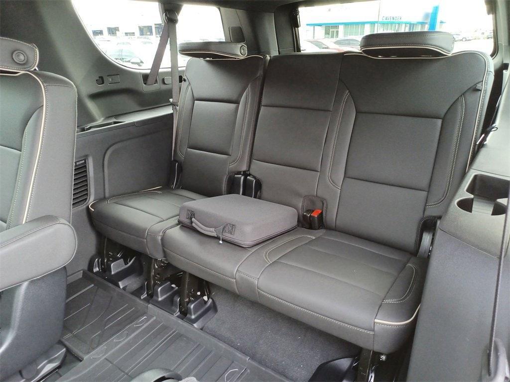 new 2025 Chevrolet Suburban car, priced at $84,925