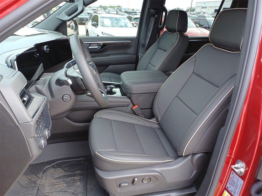 new 2025 Chevrolet Suburban car, priced at $84,925