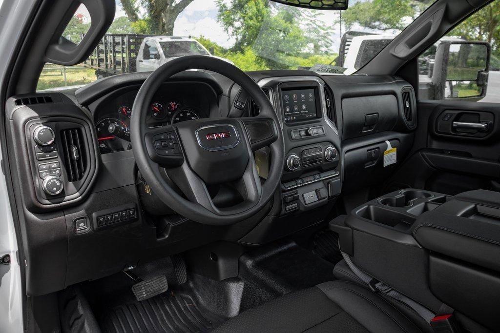 new 2024 GMC Sierra 3500 car, priced at $51,003