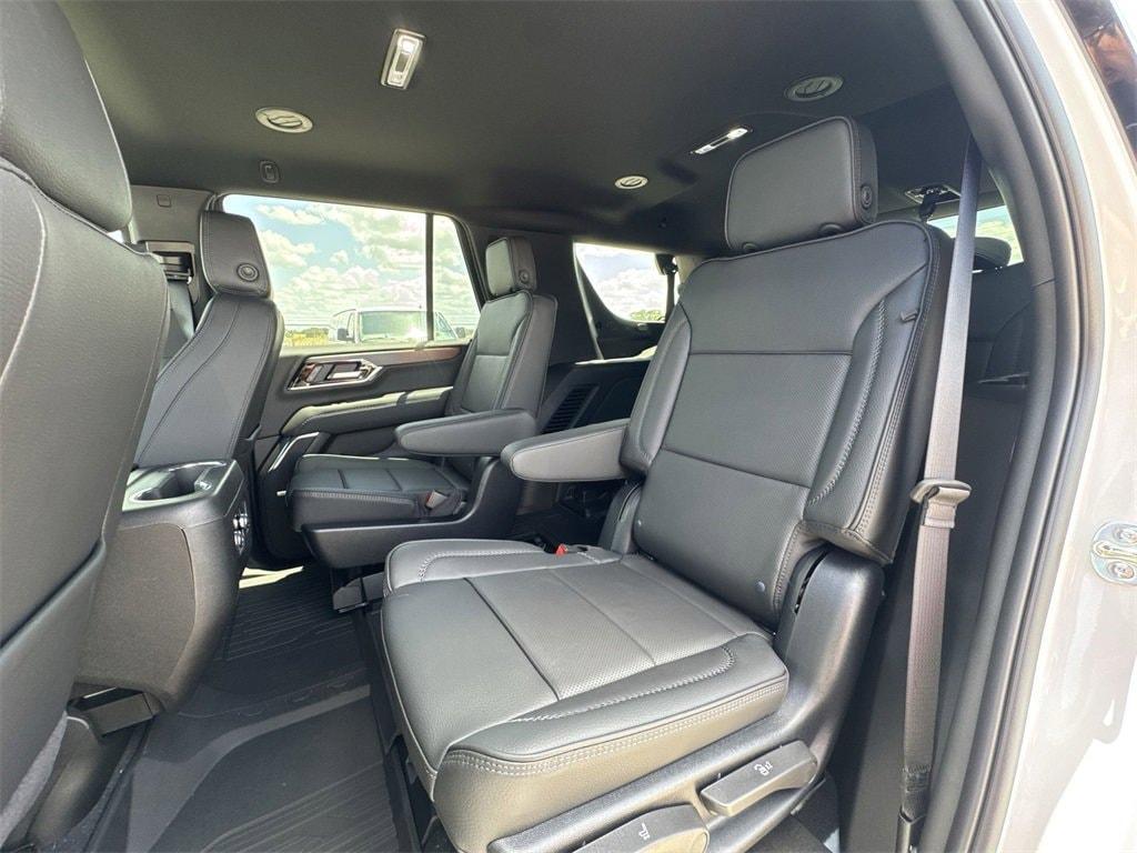 new 2025 GMC Yukon car, priced at $85,215