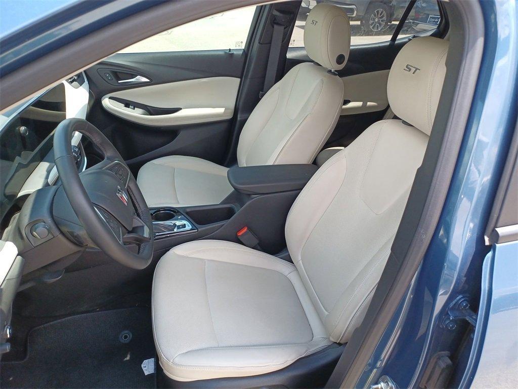 used 2024 Buick Encore GX car, priced at $22,995