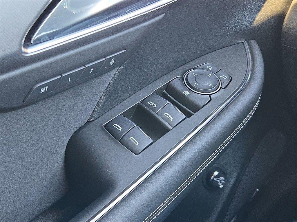 new 2025 Buick Envision car, priced at $40,599