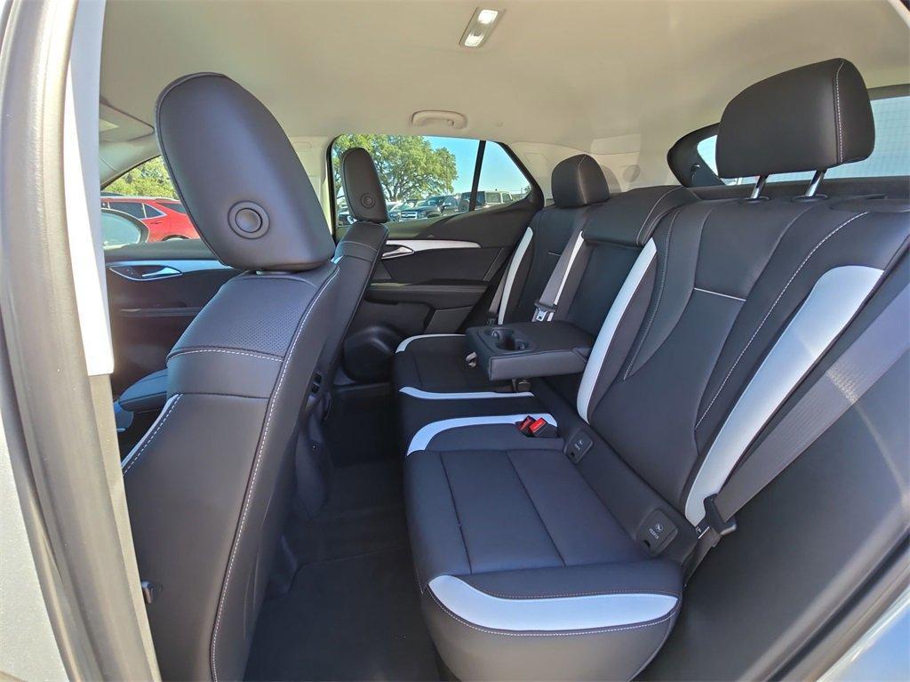 new 2025 Buick Envision car, priced at $40,599