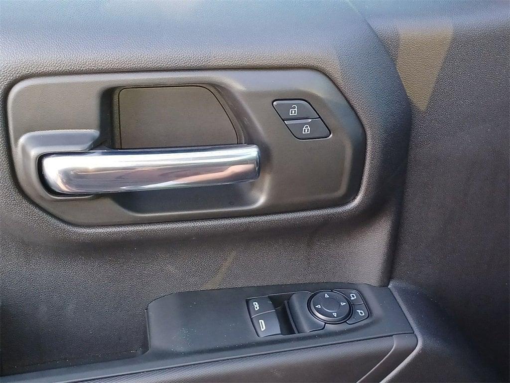 new 2024 GMC Sierra 1500 car, priced at $41,435