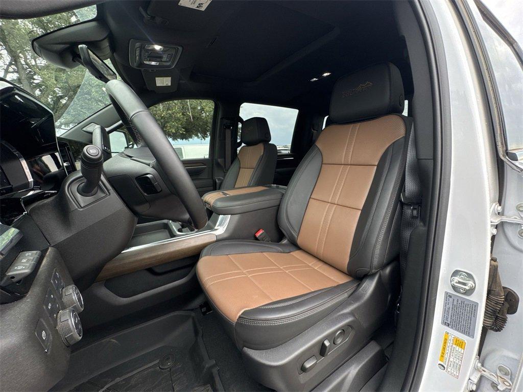new 2025 Chevrolet Silverado 3500 car, priced at $93,995