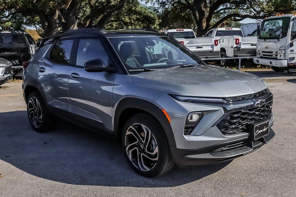 new 2025 Chevrolet TrailBlazer car, priced at $28,127