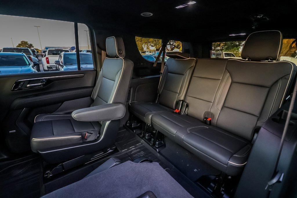 new 2025 Chevrolet Suburban car, priced at $78,740