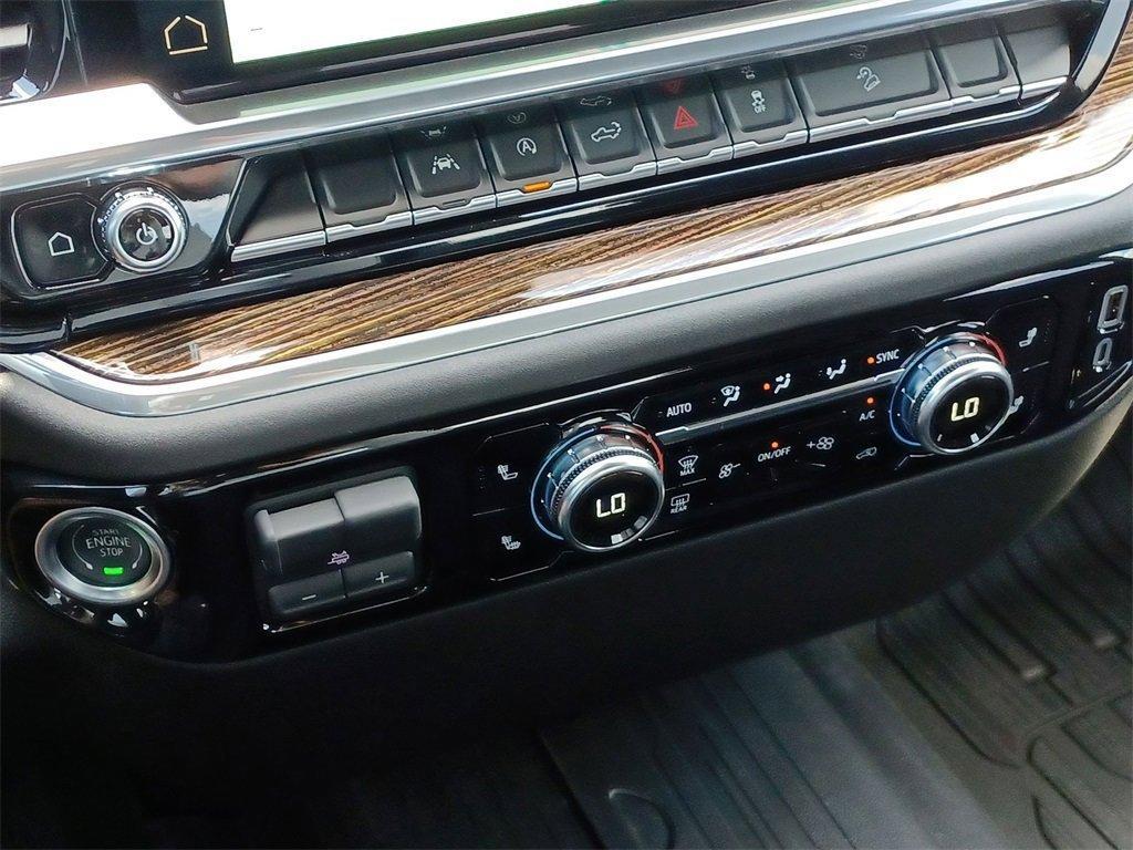 new 2025 GMC Sierra 1500 car, priced at $45,225