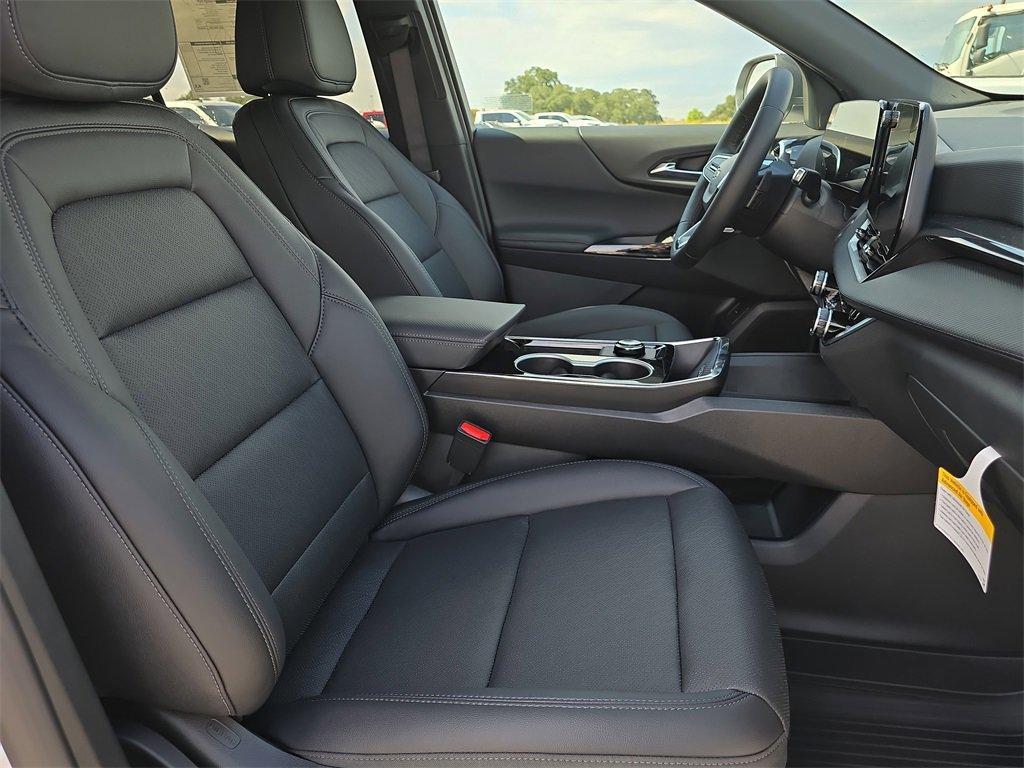 new 2026 Chevrolet Equinox car, priced at $31,915