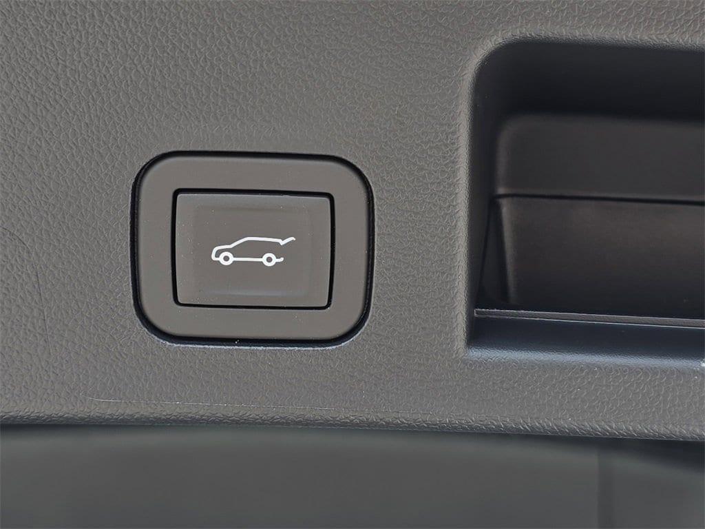 new 2026 Chevrolet Equinox car, priced at $31,915