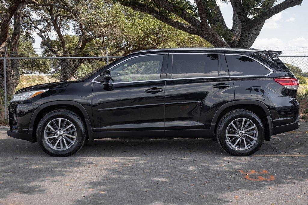 used 2019 Toyota Highlander car, priced at $23,954