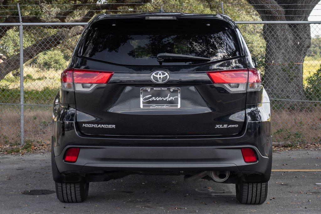 used 2019 Toyota Highlander car, priced at $23,954