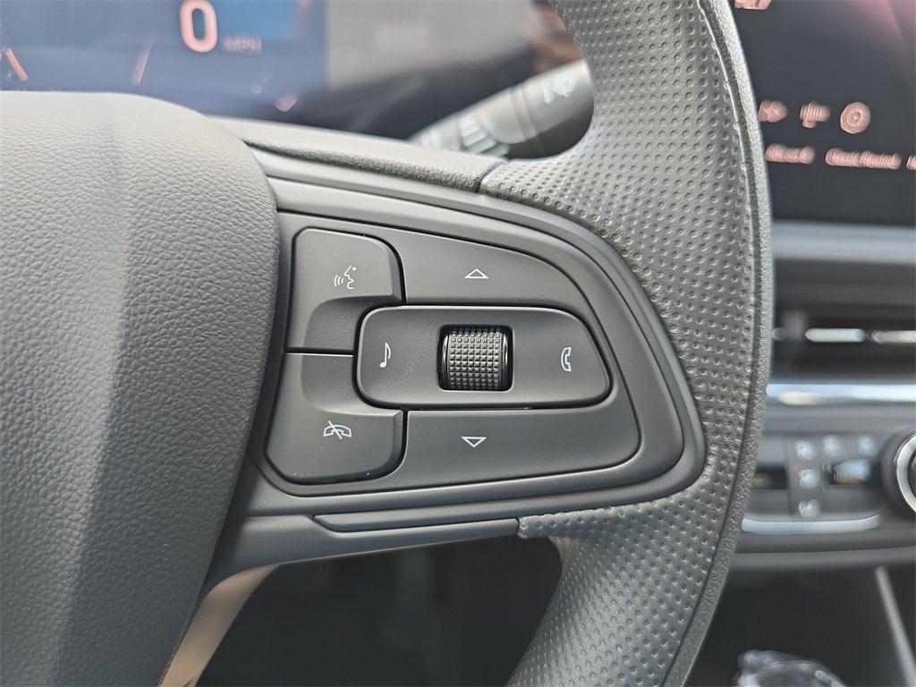 new 2025 Buick Envista car, priced at $25,690