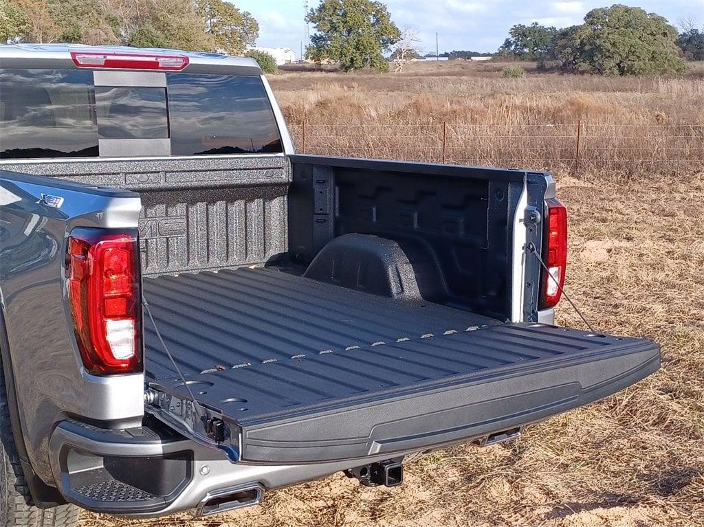 new 2025 GMC Sierra 1500 car, priced at $65,355