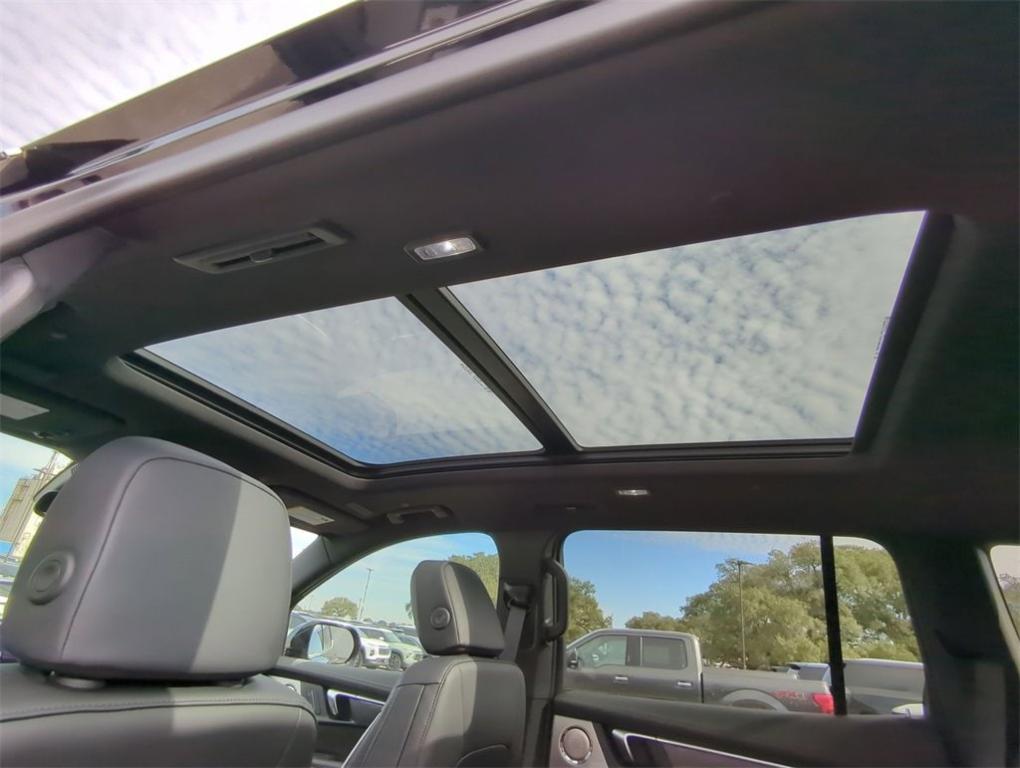 new 2025 Buick Enclave car, priced at $56,020