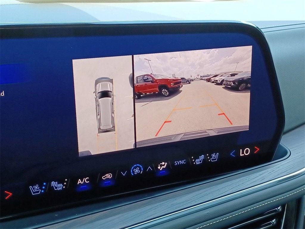 new 2025 Chevrolet Suburban car, priced at $69,565