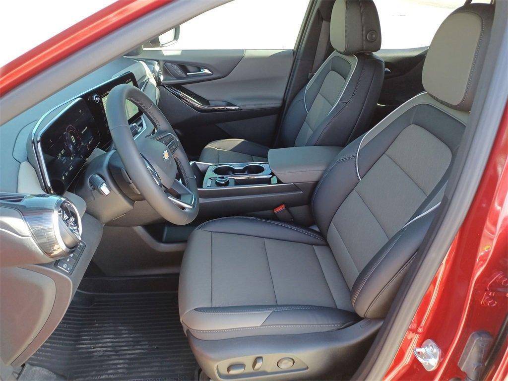 new 2026 Chevrolet Equinox car, priced at $33,360