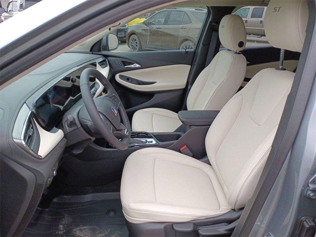 new 2025 Buick Encore GX car, priced at $27,510
