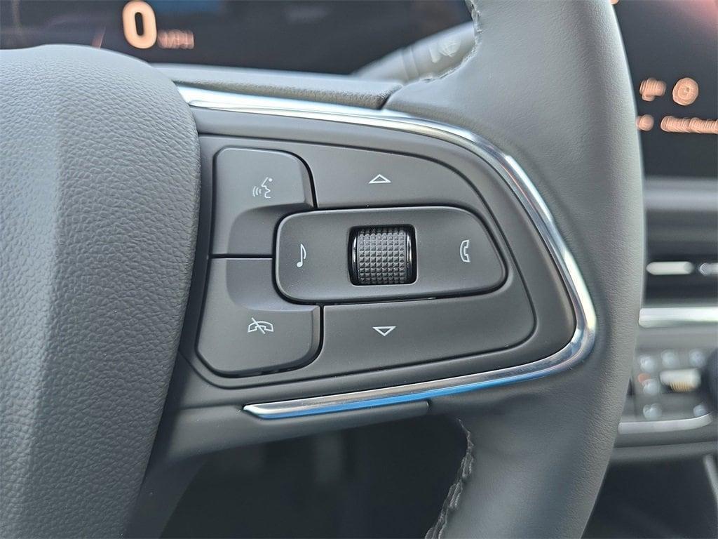 new 2025 Buick Envista car, priced at $24,785