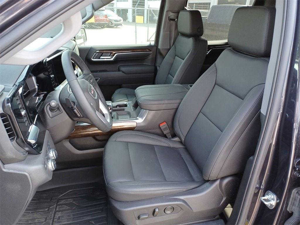new 2025 GMC Sierra 1500 car, priced at $59,123