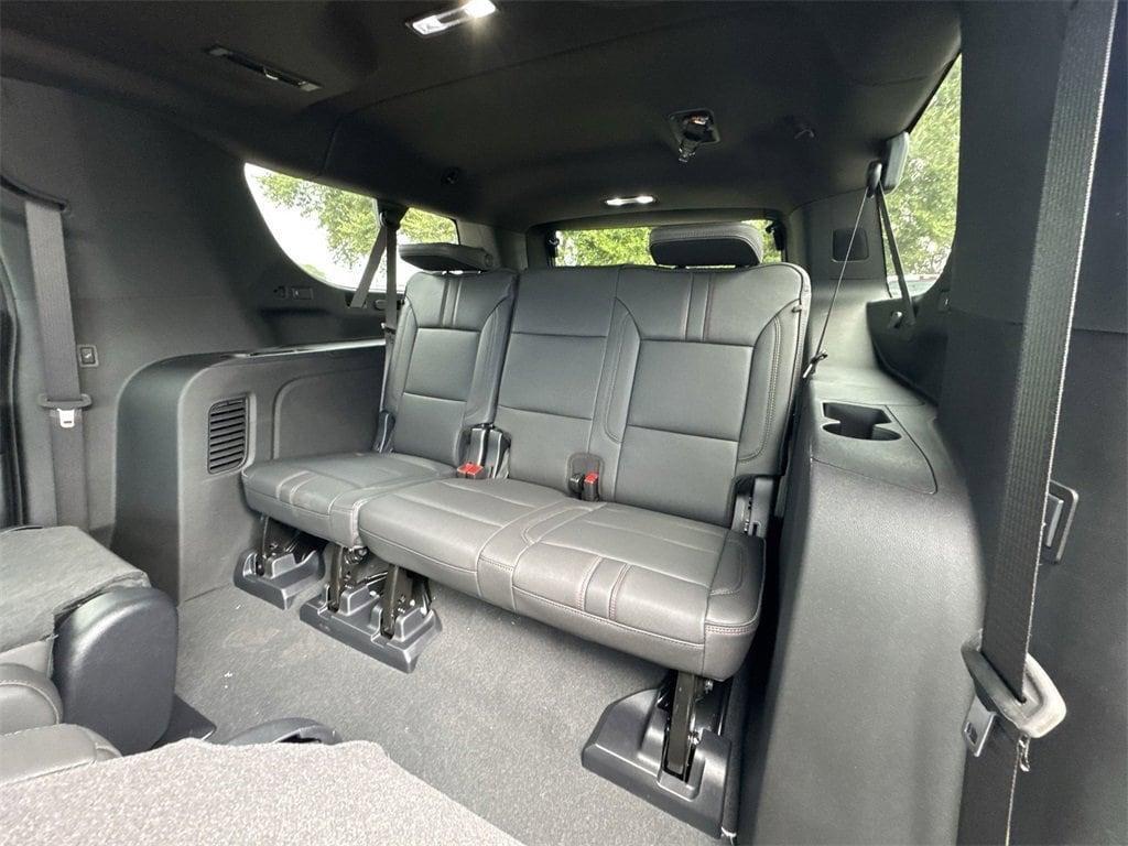 new 2025 Chevrolet Suburban car, priced at $81,005