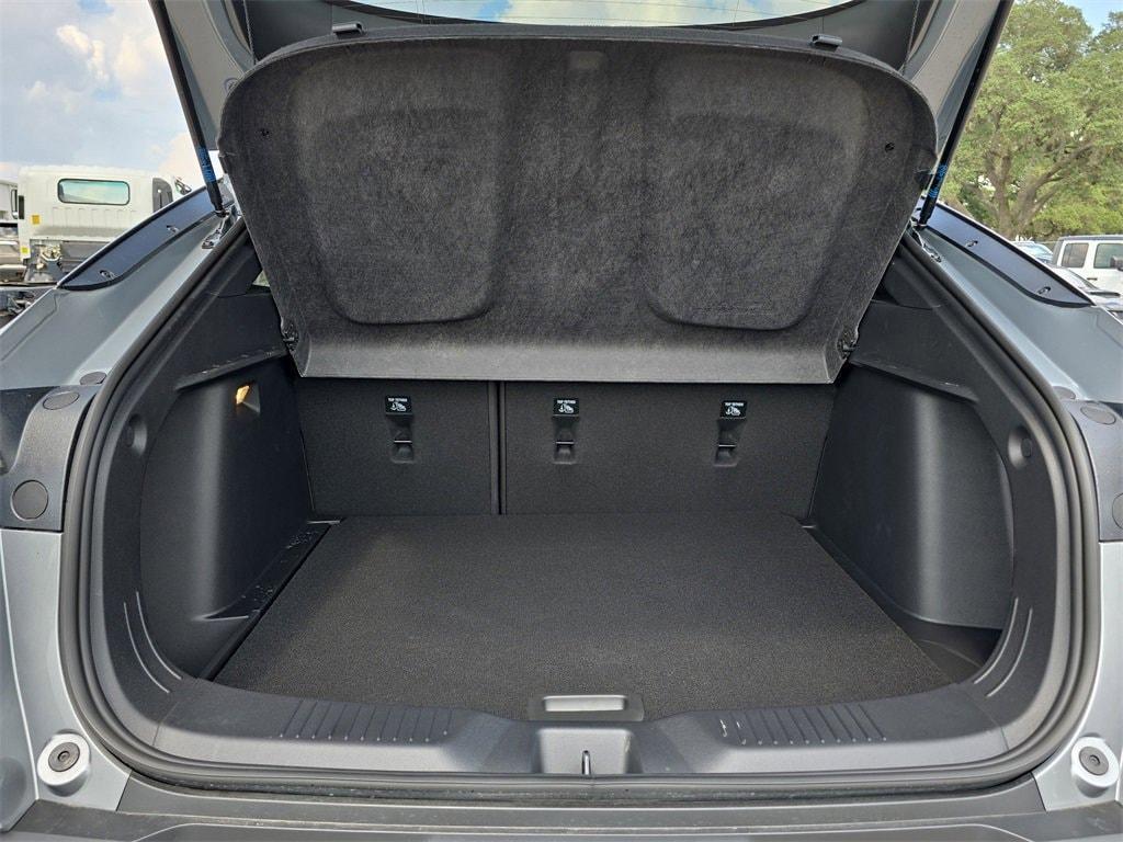 new 2025 Buick Envista car, priced at $26,685