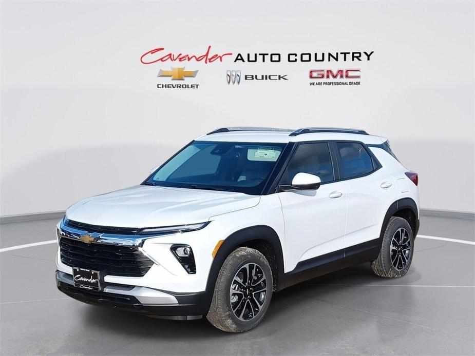 new 2025 Chevrolet TrailBlazer car, priced at $27,212