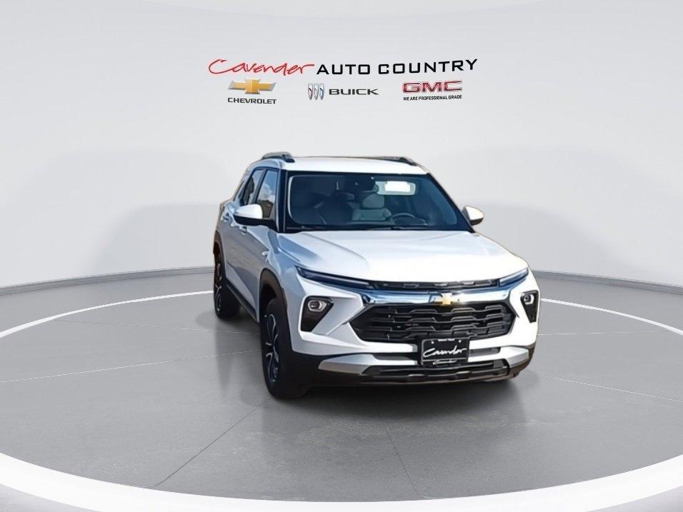 new 2025 Chevrolet TrailBlazer car, priced at $27,212