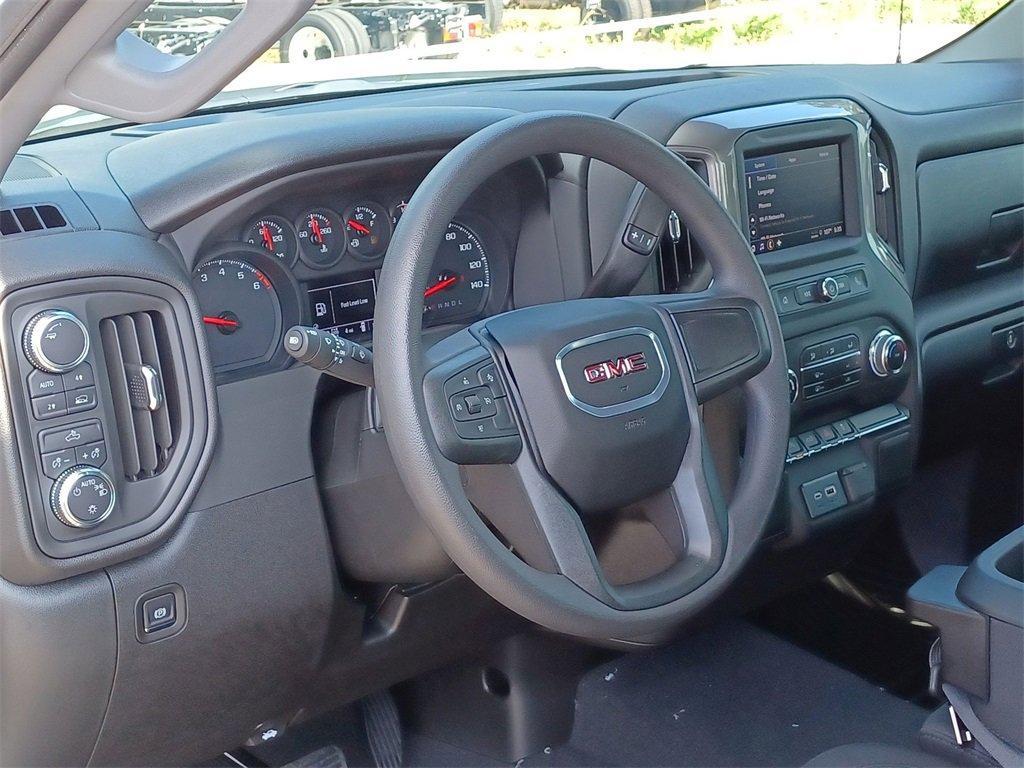 new 2025 GMC Sierra 1500 car, priced at $44,862