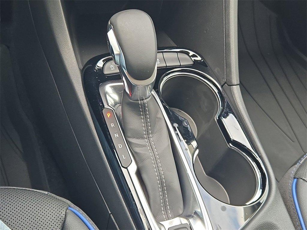 new 2025 Buick Encore GX car, priced at $27,050