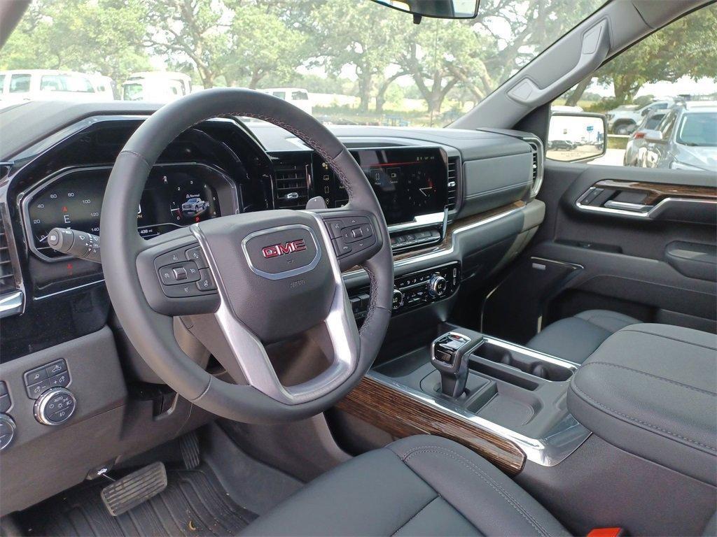 new 2025 GMC Sierra 1500 car, priced at $52,240
