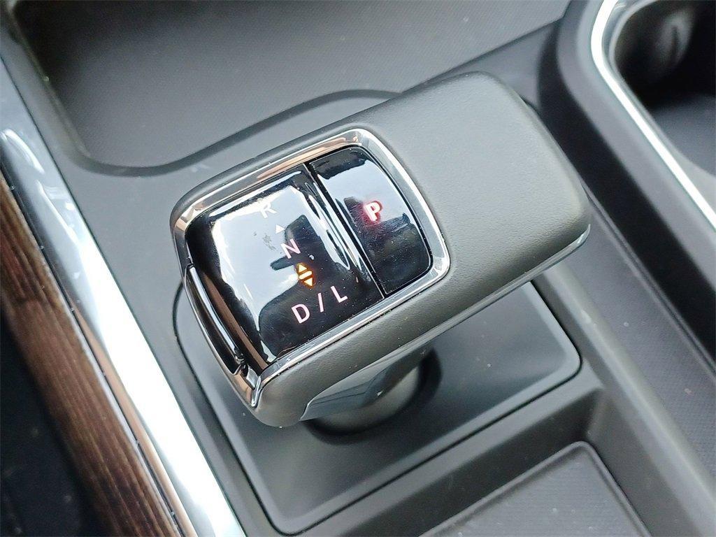 new 2025 GMC Sierra 1500 car, priced at $58,086