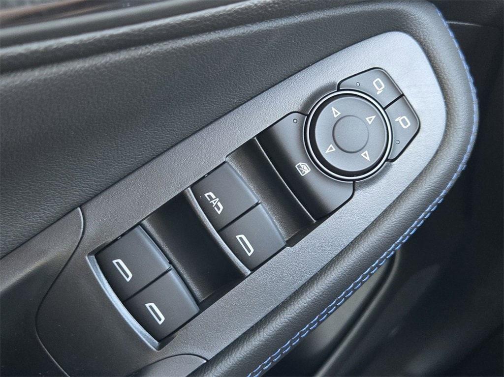 new 2025 Buick Encore GX car, priced at $27,831