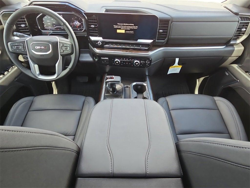 new 2025 GMC Sierra 1500 car, priced at $53,355