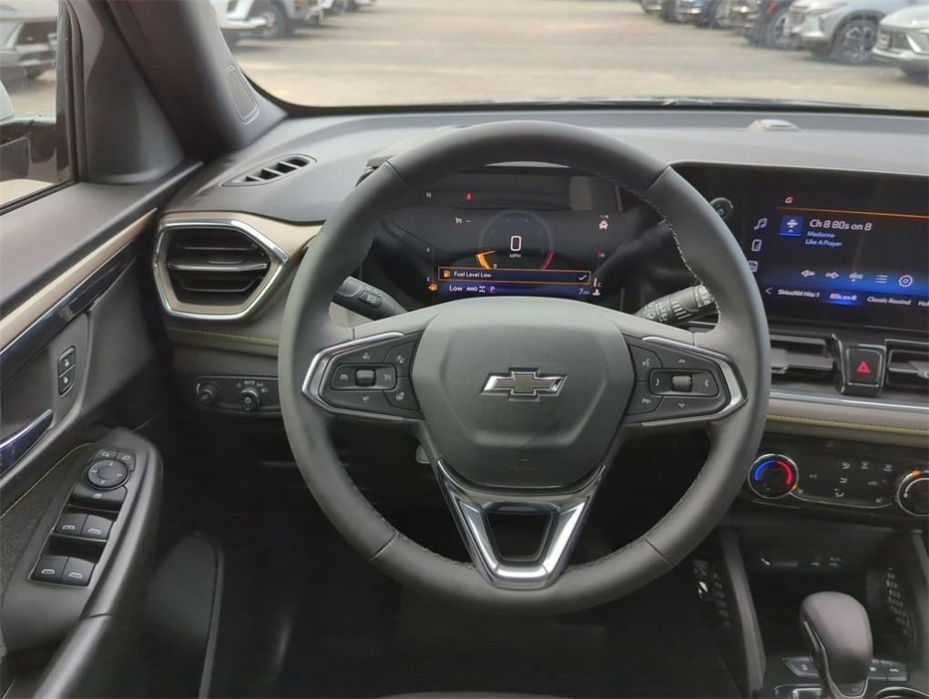 new 2025 Chevrolet TrailBlazer car, priced at $25,345