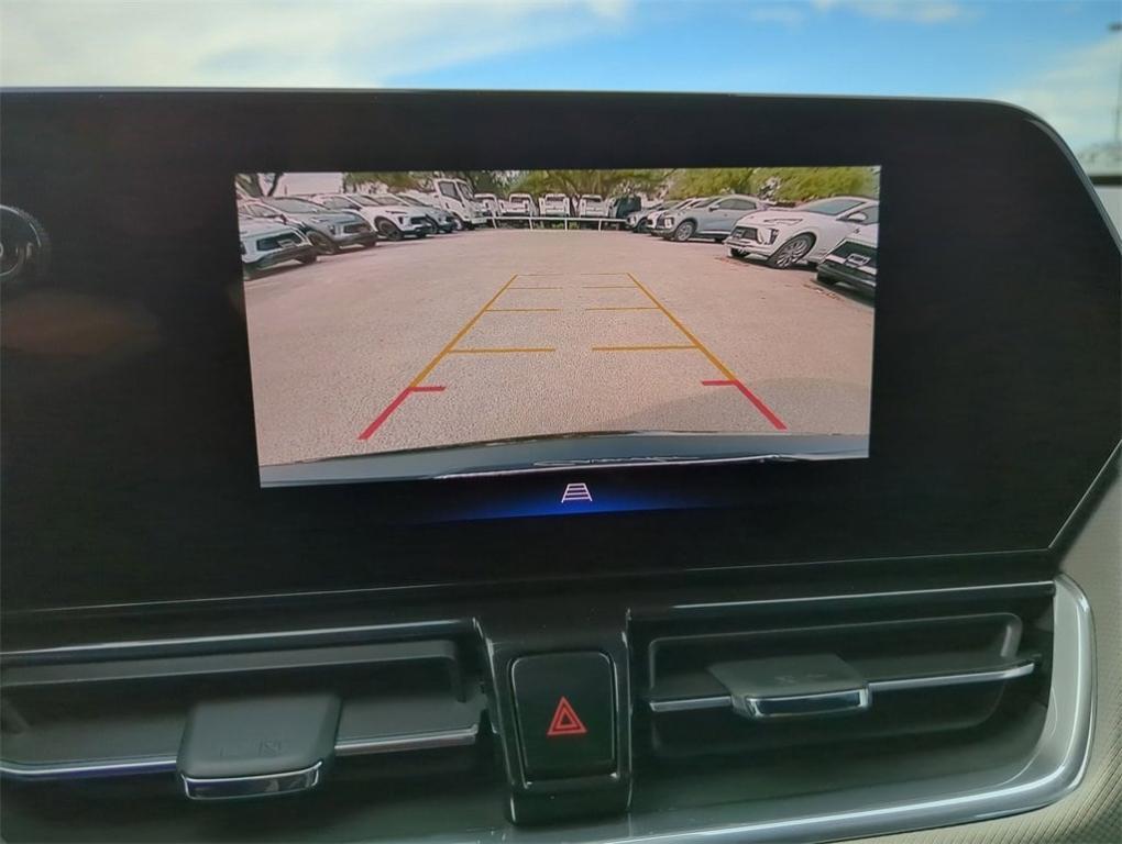 new 2025 Chevrolet TrailBlazer car, priced at $25,345