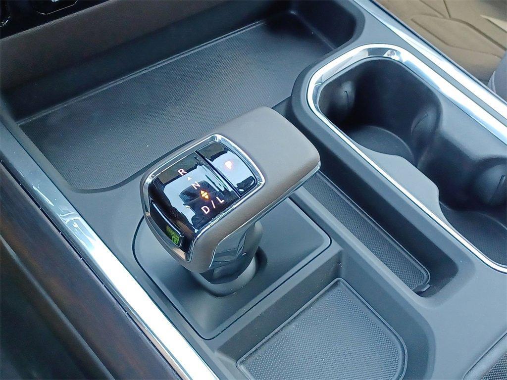 new 2025 GMC Sierra 1500 car, priced at $63,104